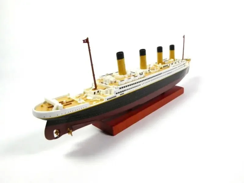 1:1250 RMS FRANCE Cruise Ship TITANIC LUSITANIA MAURETANIA NORMANDIE BRITANNIO Model