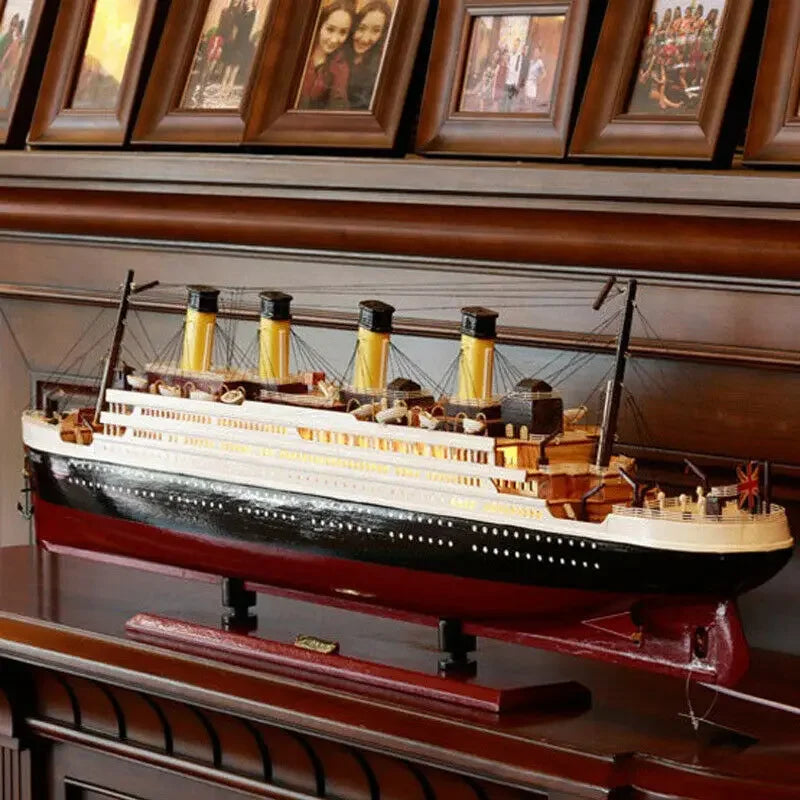 1:1250 RMS FRANCE Cruise Ship TITANIC LUSITANIA MAURETANIA NORMANDIE BRITANNIO Model