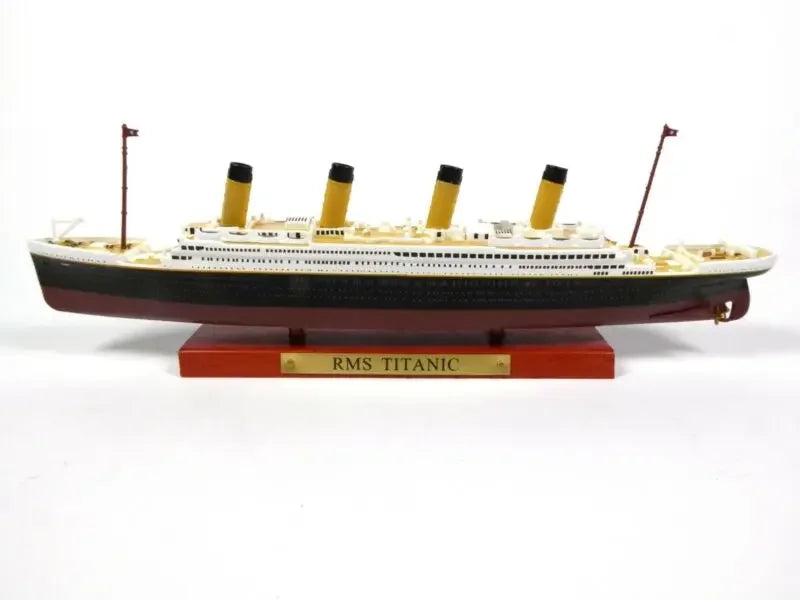 1:1250 RMS  FRANCE Cruise Ship TITANIC LUSITANIA MAURETANIA NORMANDIE BRITANNIO Model